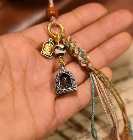 企业微信截图_1745559249860 Tibetan-Inspired Zakirama Protective Charm