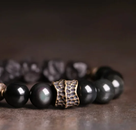 企业微信截图_17455615566338 Handcarved Ebony & Obsidian Bracelet "Shadow Grove"